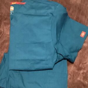 🥳Dickies Scrubs Set